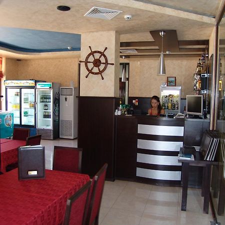 Hotel Buena Vissta Primorsko Extérieur photo