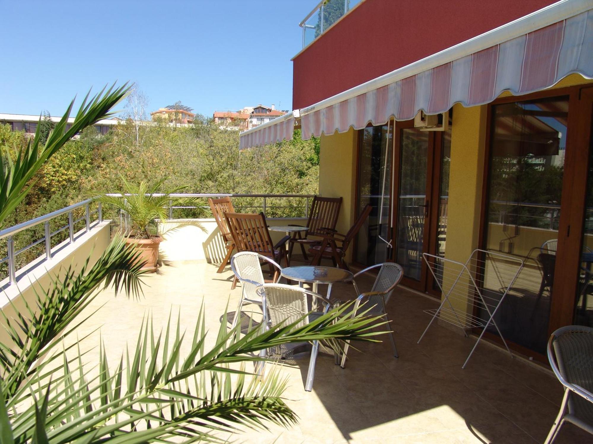Hotel Buena Vissta Primorsko Extérieur photo