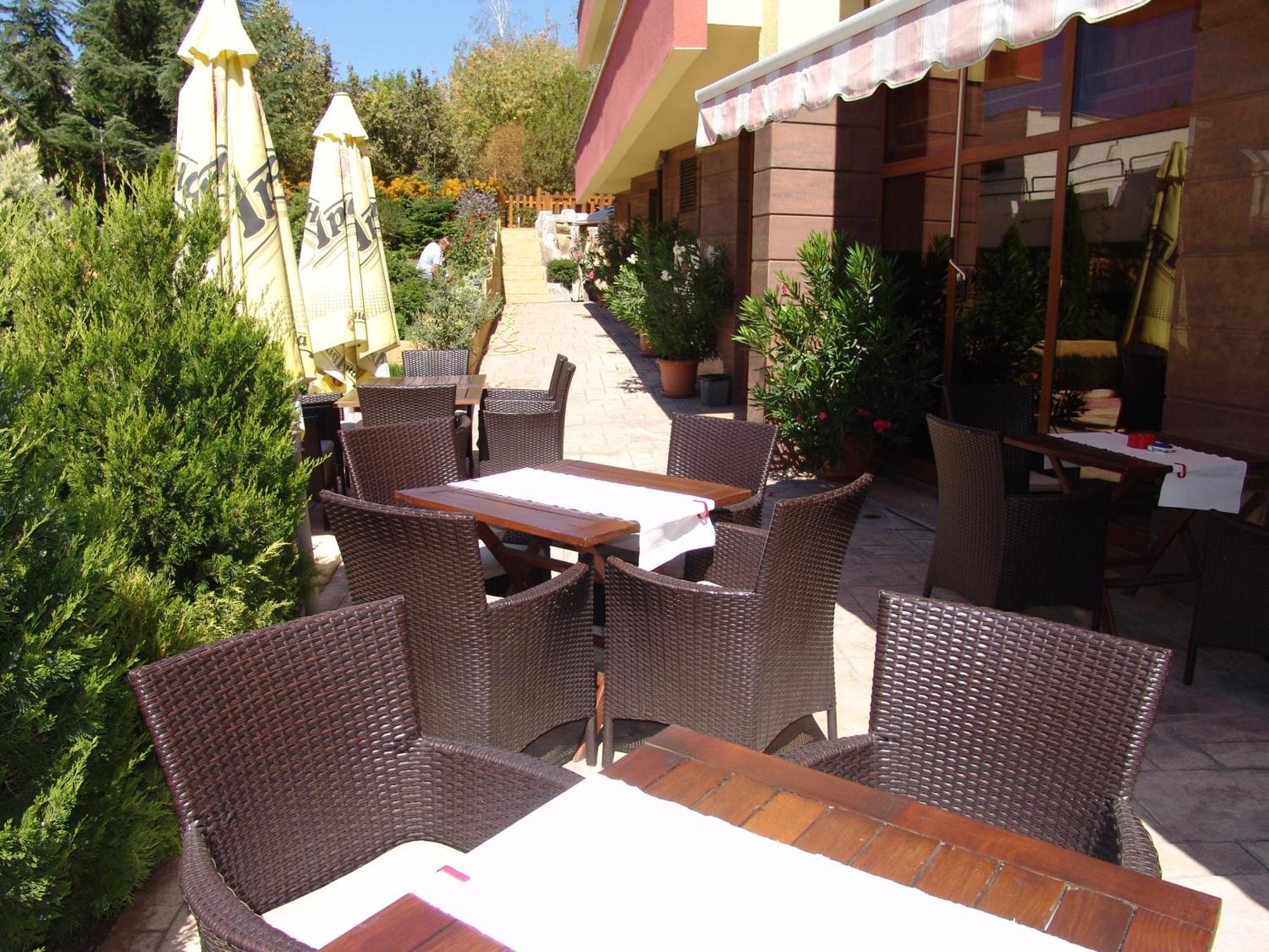 Hotel Buena Vissta Primorsko Extérieur photo