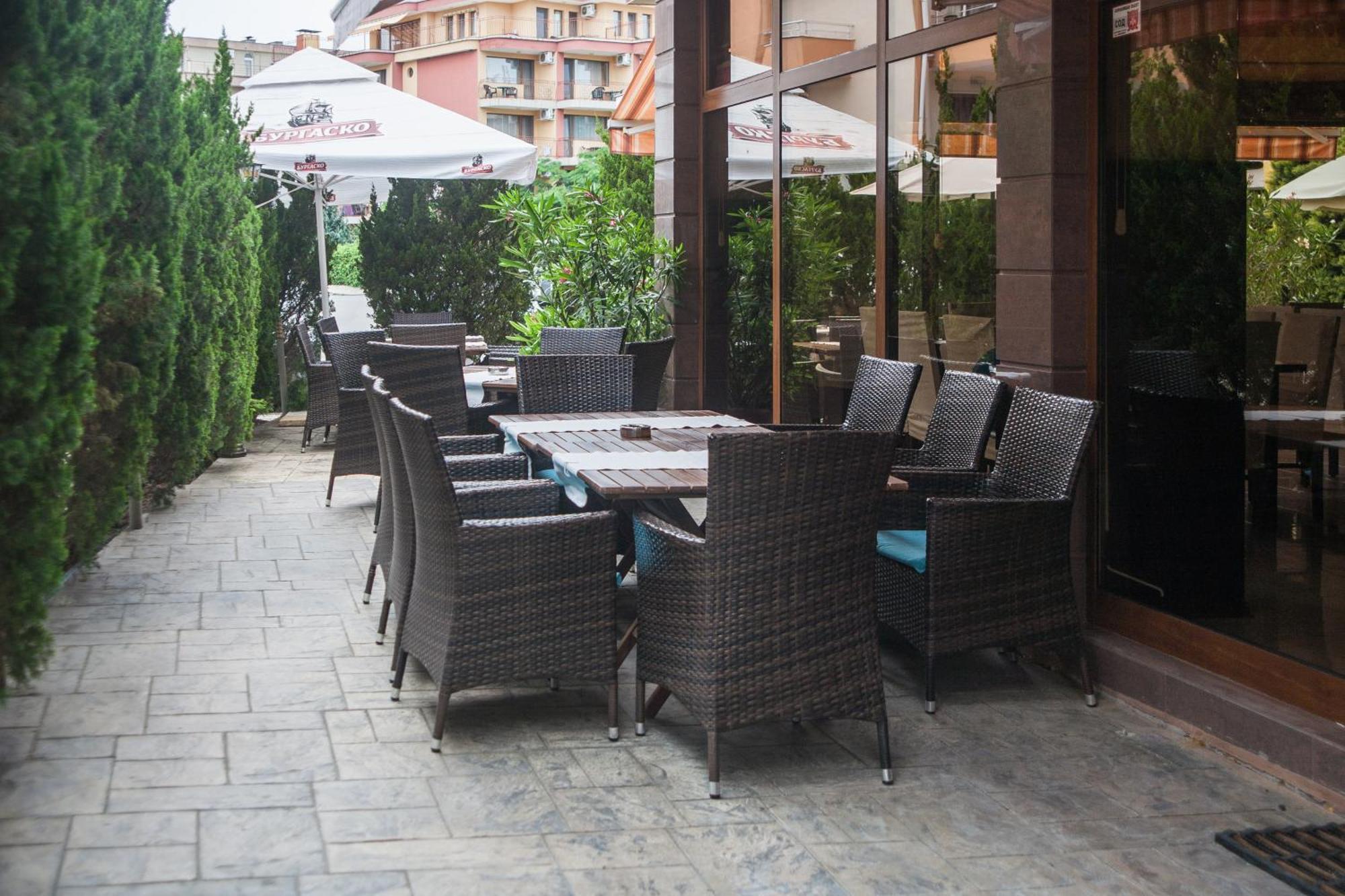 Hotel Buena Vissta Primorsko Extérieur photo